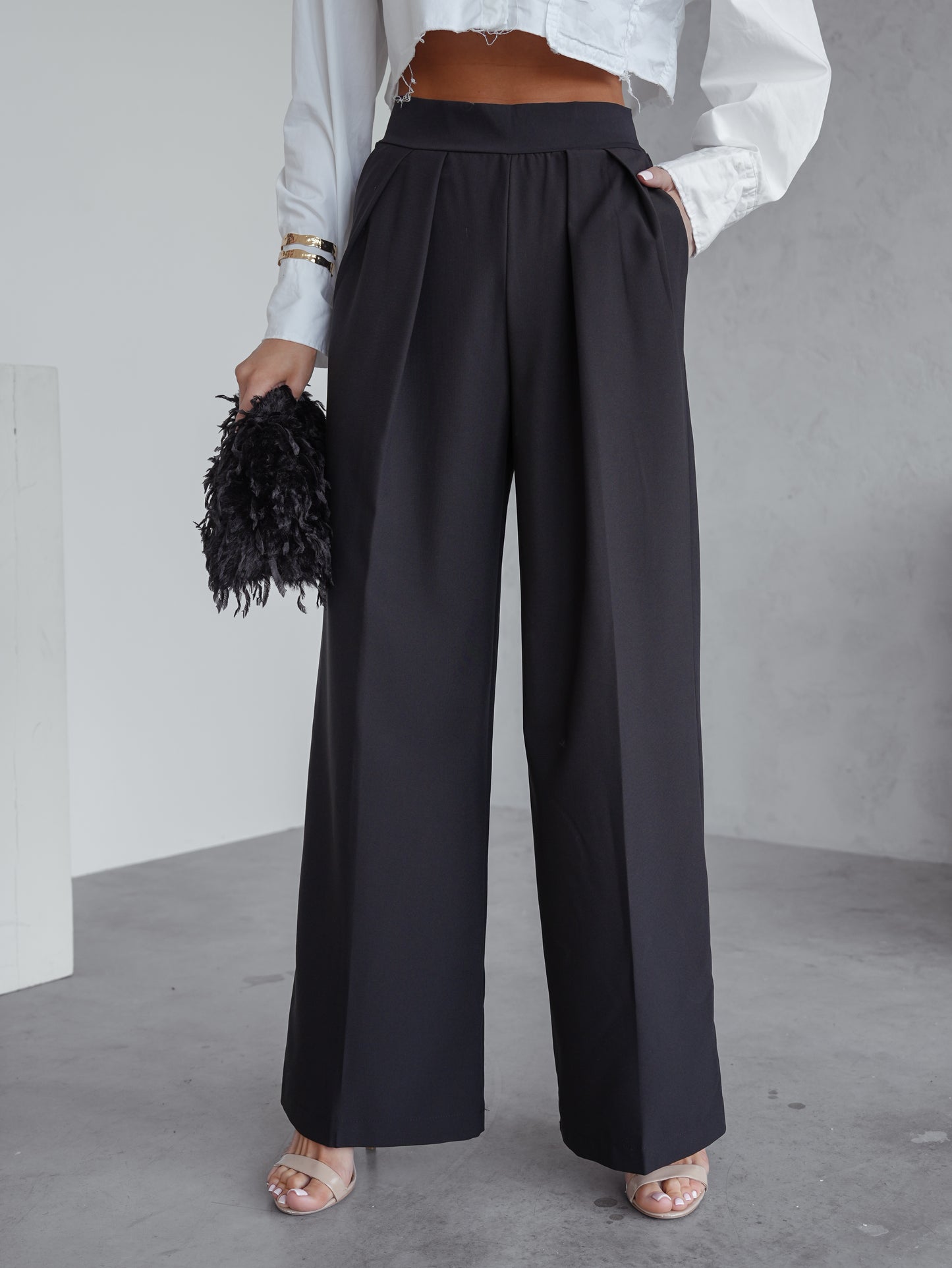Black loose-fitting trousers